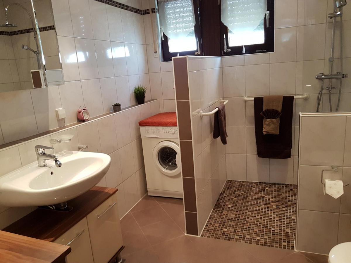 Ferienwohnung Keine Monteurvermietung Naehe Heidelberg Hockenheim Bds Anlage Филипсбург Екстериор снимка