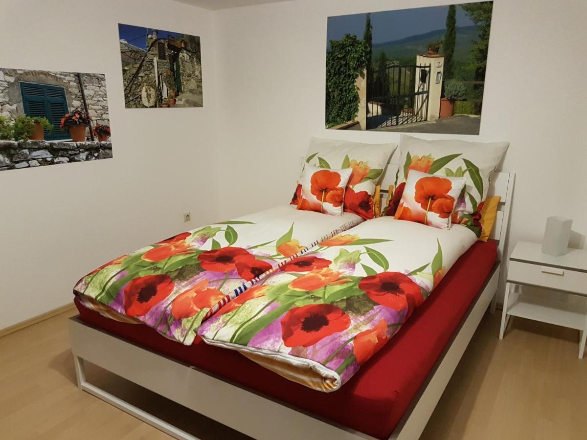 Ferienwohnung Keine Monteurvermietung Naehe Heidelberg Hockenheim Bds Anlage Филипсбург Екстериор снимка